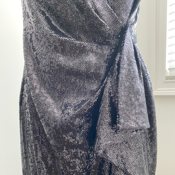 πNWTπ Rachel Zoe Sequin Midi Gown - Picture 2 of 12
